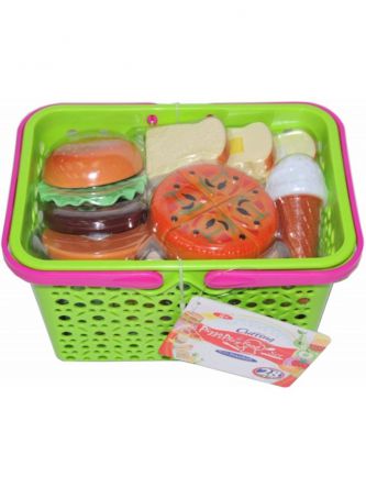 פירות חתוכים בסלסלה